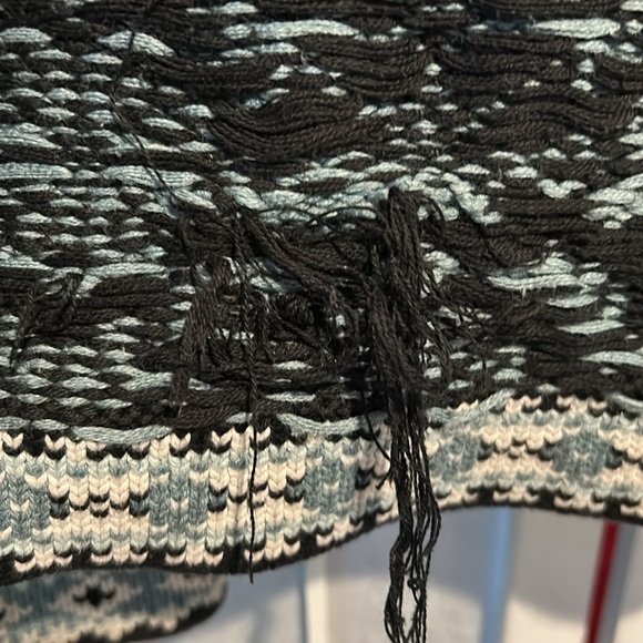 For the Slopes - LL Bean Trolian Sweater Sz L - Picture 6 of 6